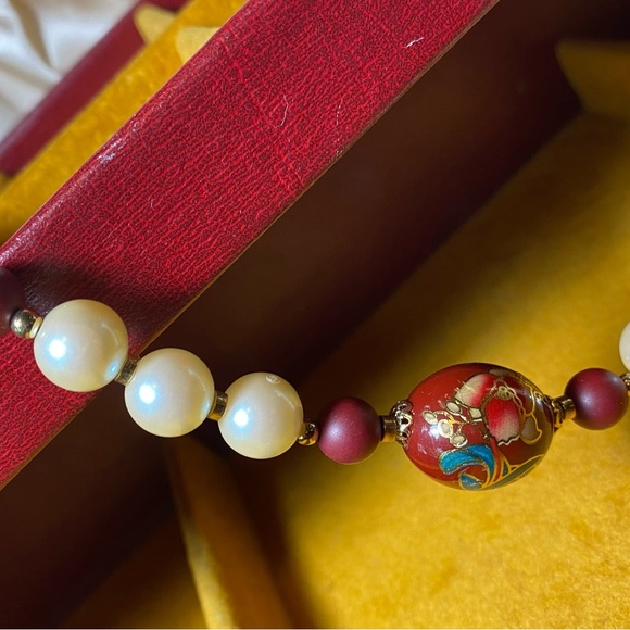 Estate, hand painted bead necklace. Beautifully crafted. Vintage - Picture 11 of 16